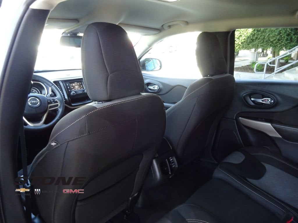 2017 Jeep Cherokee Altitude