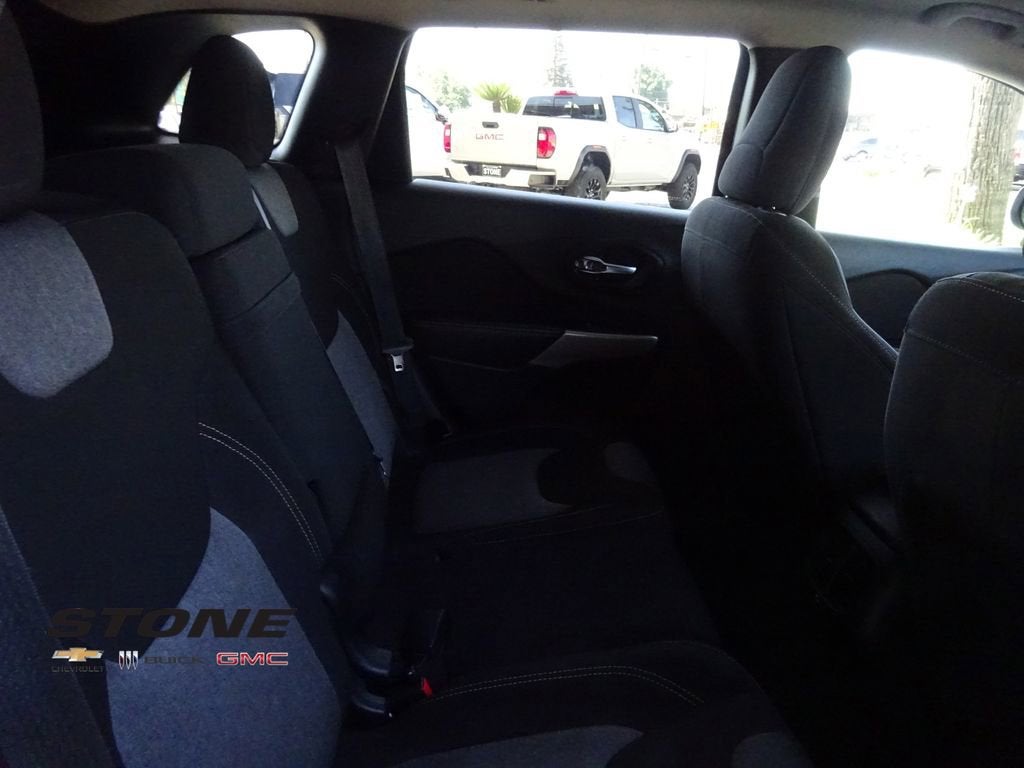 2017 Jeep Cherokee Altitude