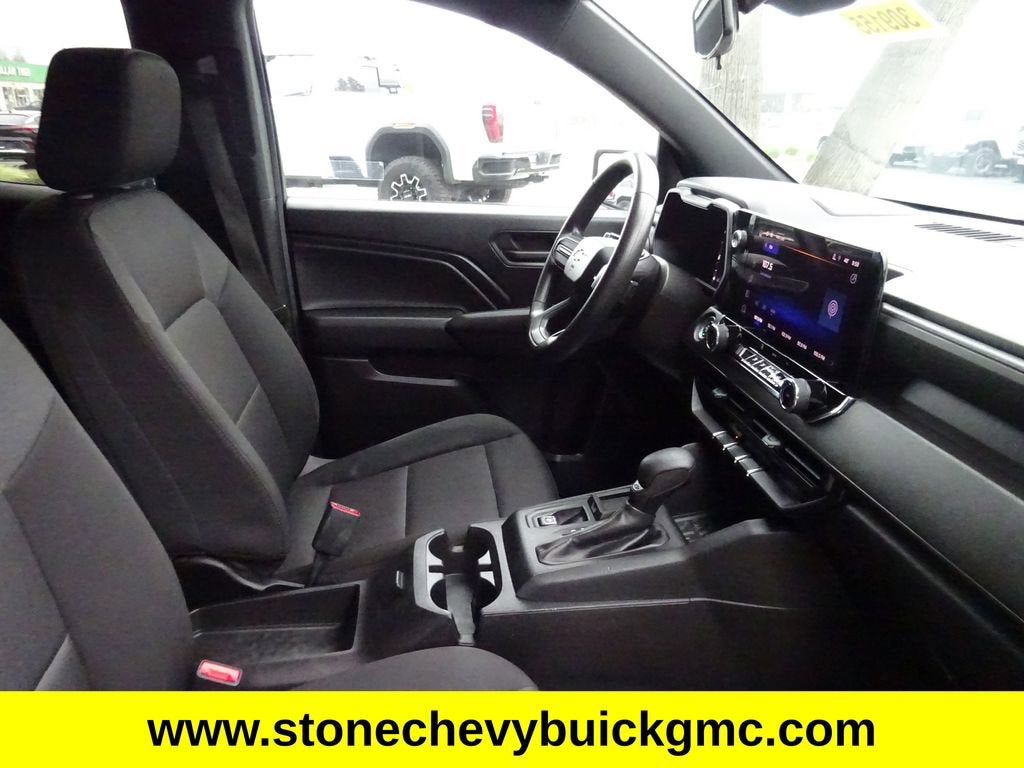 2023 Chevrolet Colorado WT