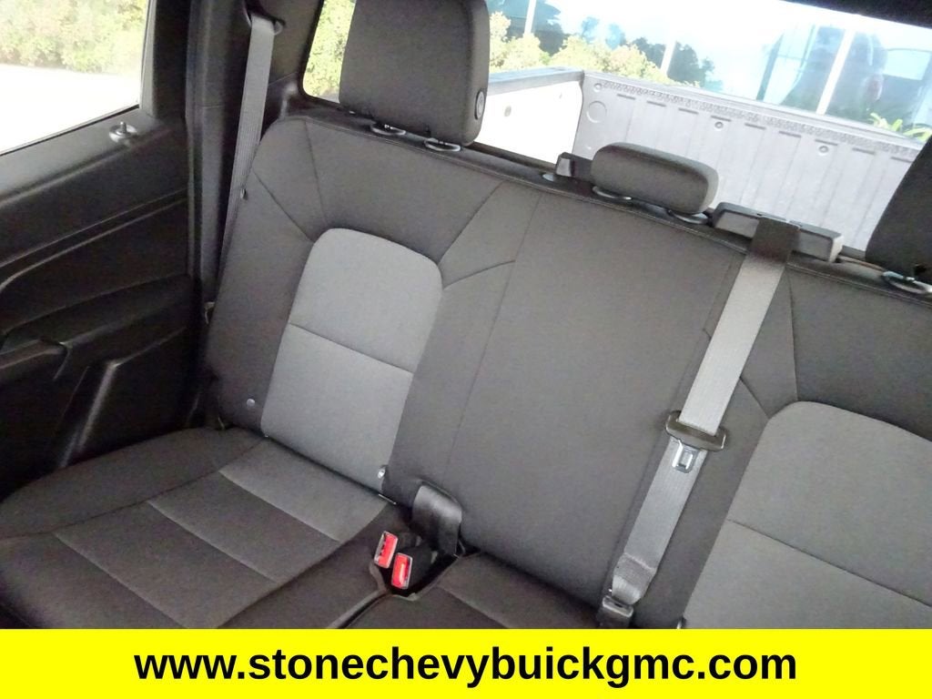 2024 Chevrolet Colorado WT