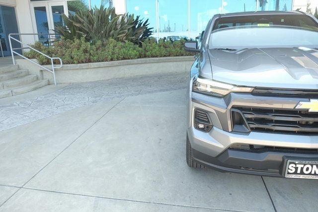 2025 Chevrolet Colorado WT/LT