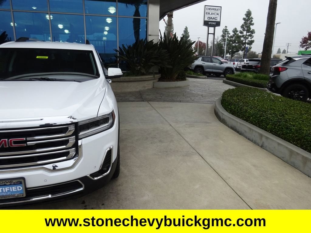 2023 GMC Acadia SLT