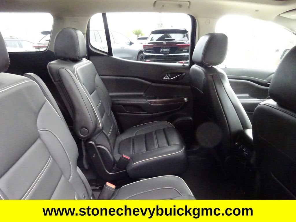 2022 GMC Acadia Denali