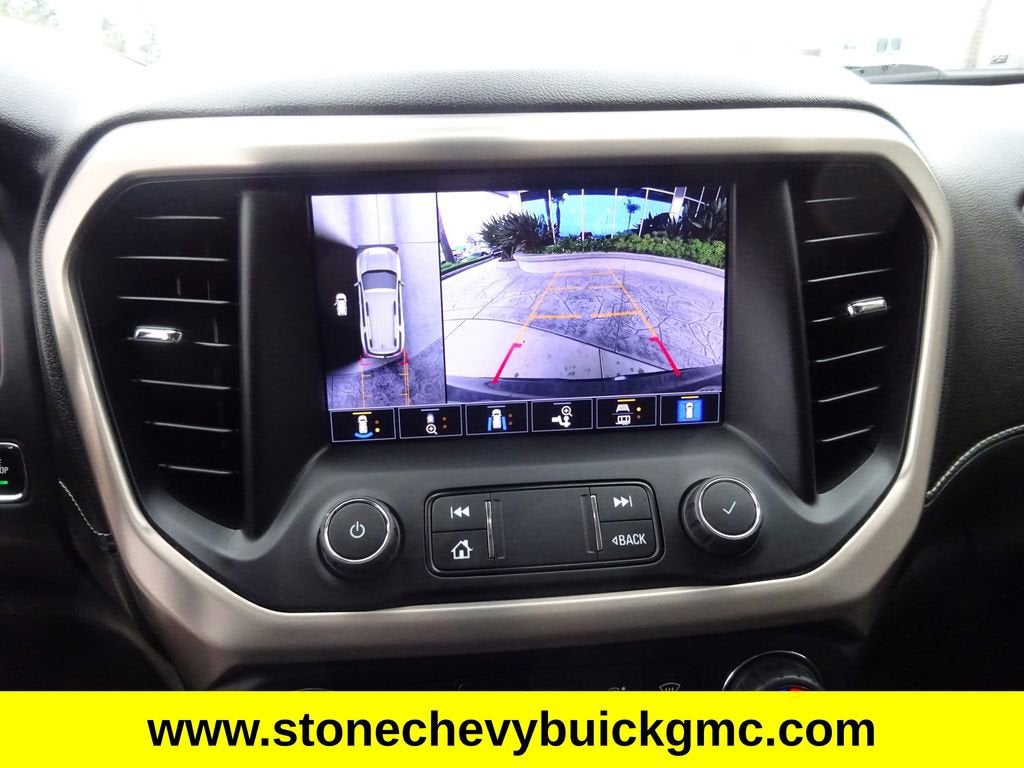 2022 GMC Acadia Denali