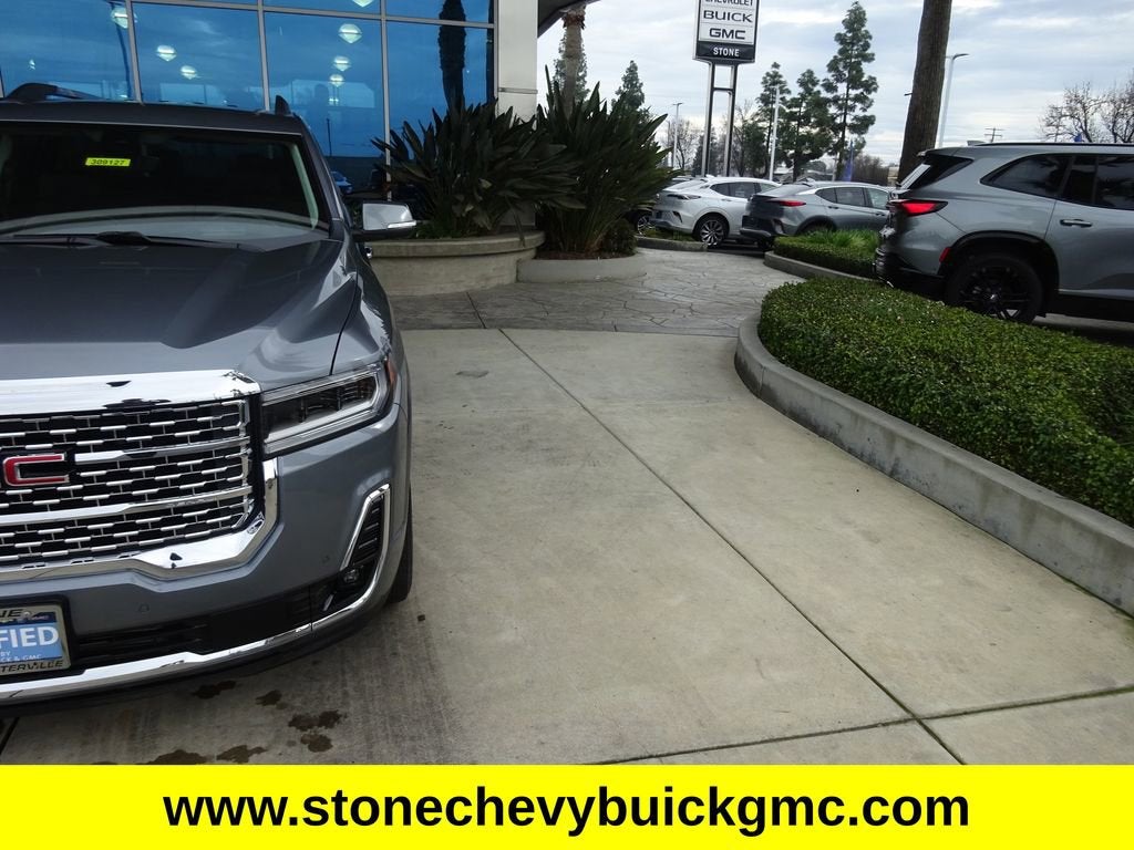 2022 GMC Acadia Denali