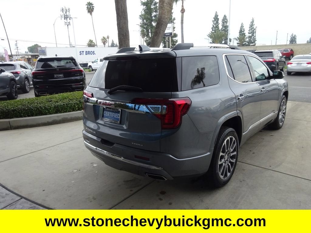 2022 GMC Acadia Denali