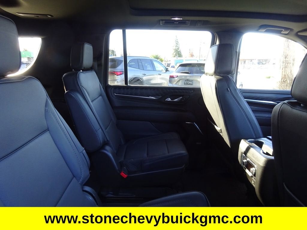 2023 GMC Yukon XL Denali