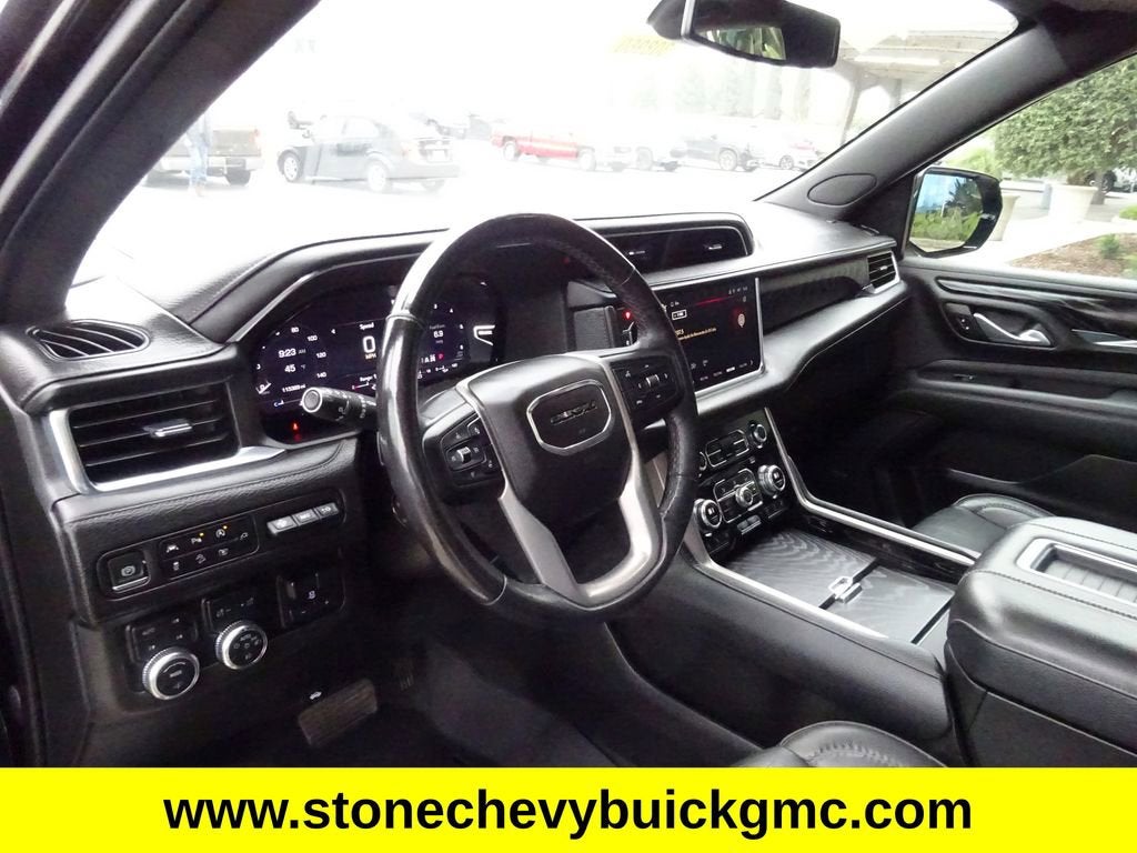 2022 GMC Yukon XL Denali