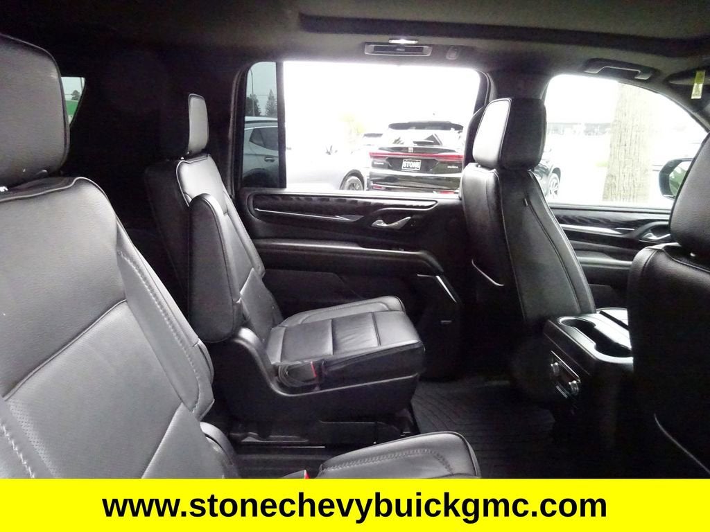 2022 GMC Yukon XL Denali