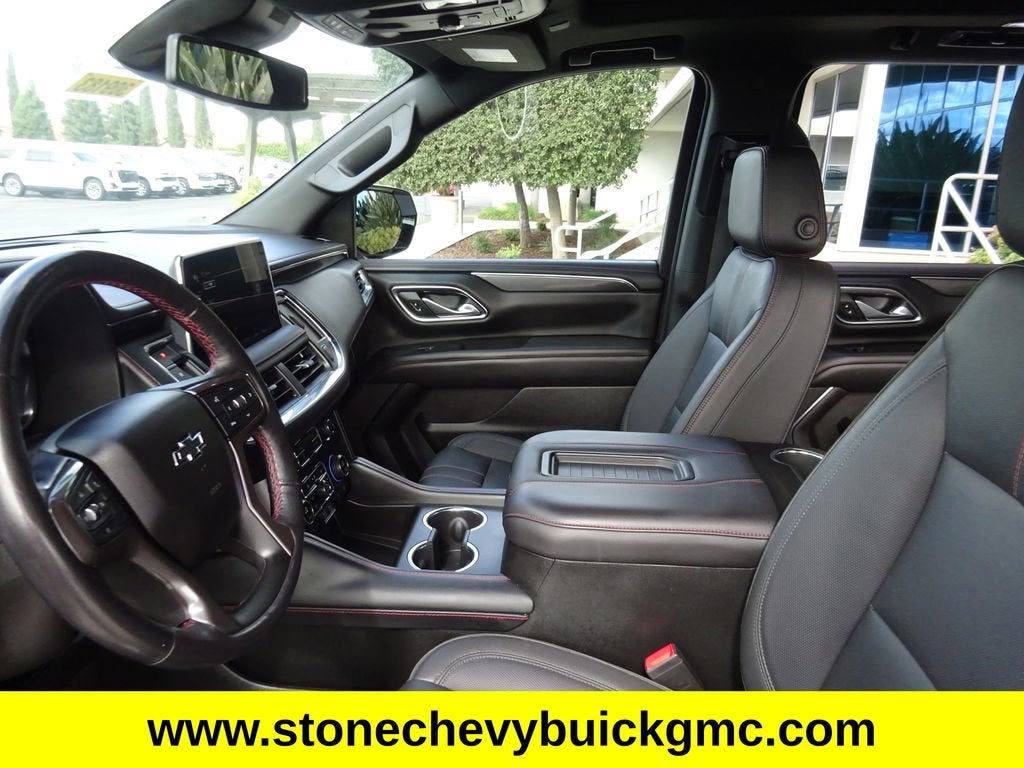 2023 Chevrolet Suburban RST