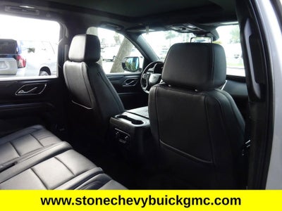 2023 Chevrolet Suburban RST