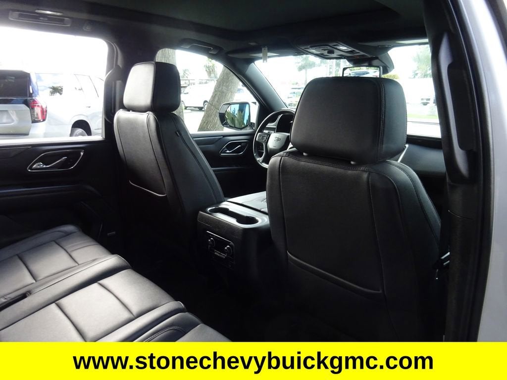 2023 Chevrolet Suburban RST