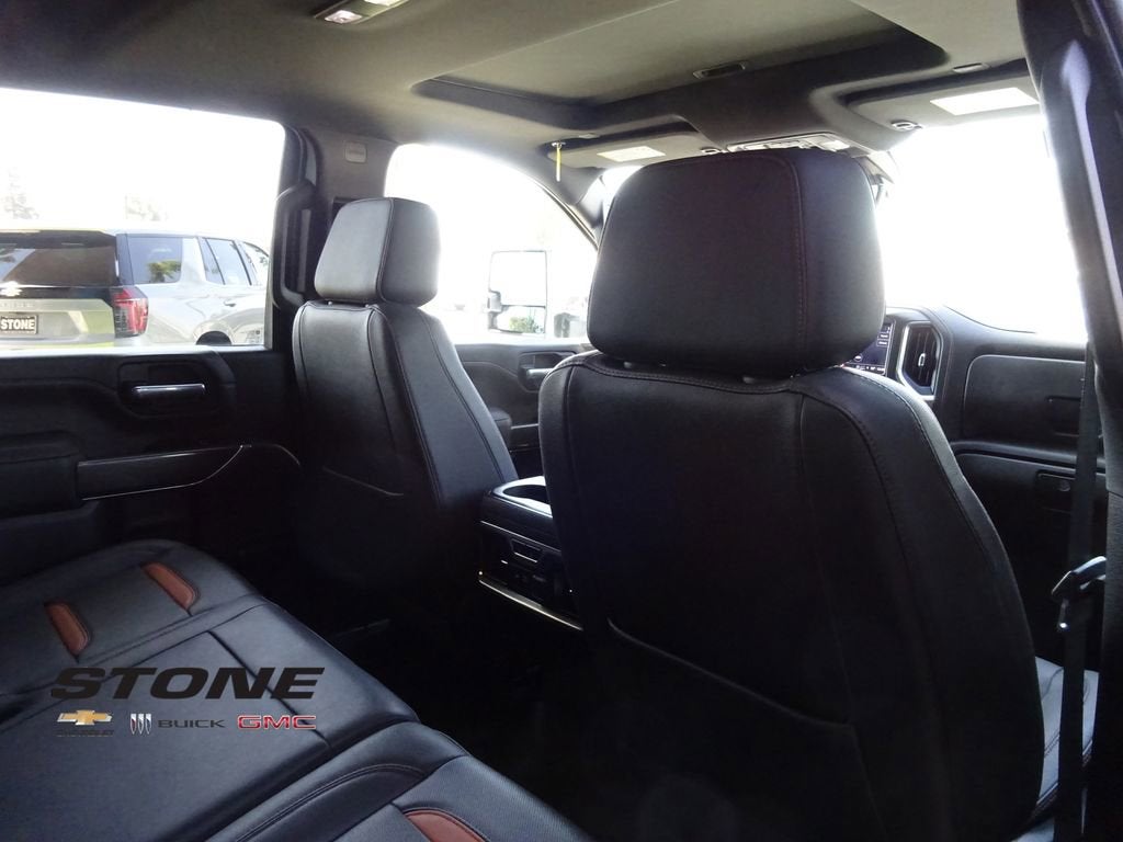 2023 GMC Sierra 2500 HD AT4