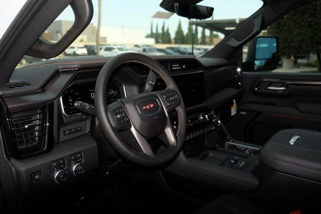 2025 GMC Sierra 3500 HD AT4