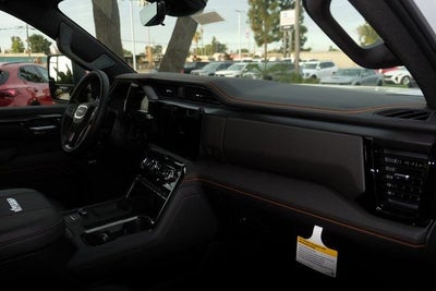 2025 GMC Sierra 3500 HD AT4