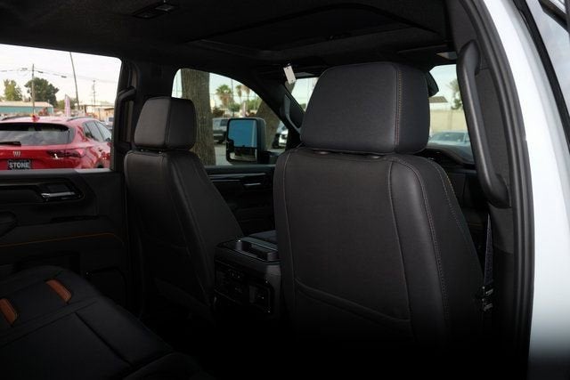 2025 GMC Sierra 3500 HD AT4