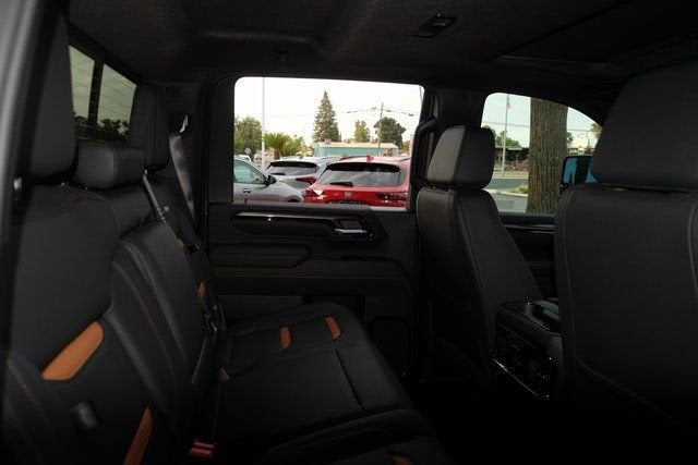 2025 GMC Sierra 3500 HD AT4