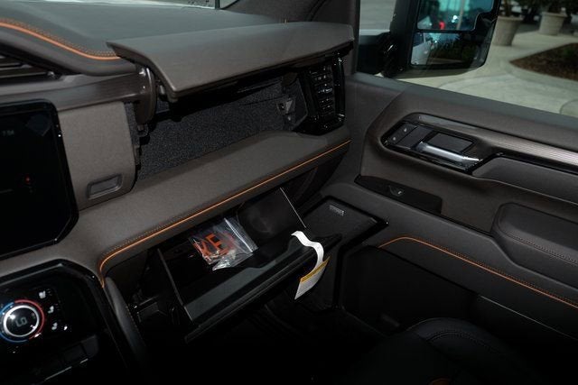 2025 GMC Sierra 3500 HD AT4