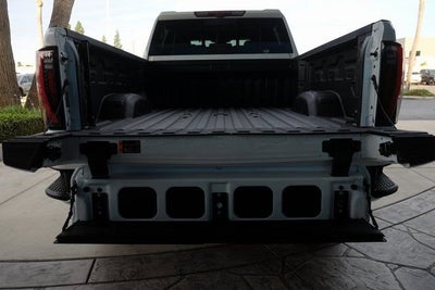 2025 GMC Sierra 3500 HD AT4