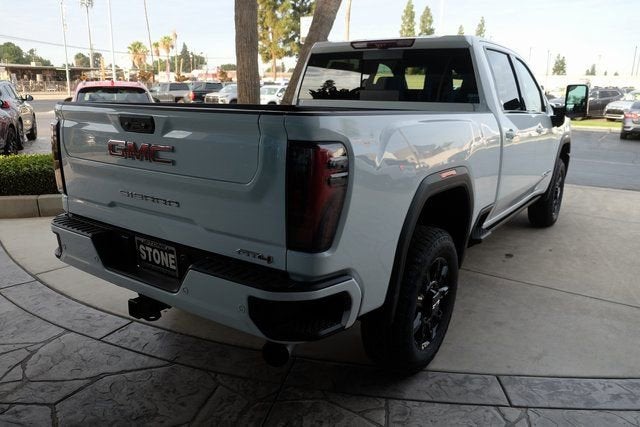 2025 GMC Sierra 3500 HD AT4