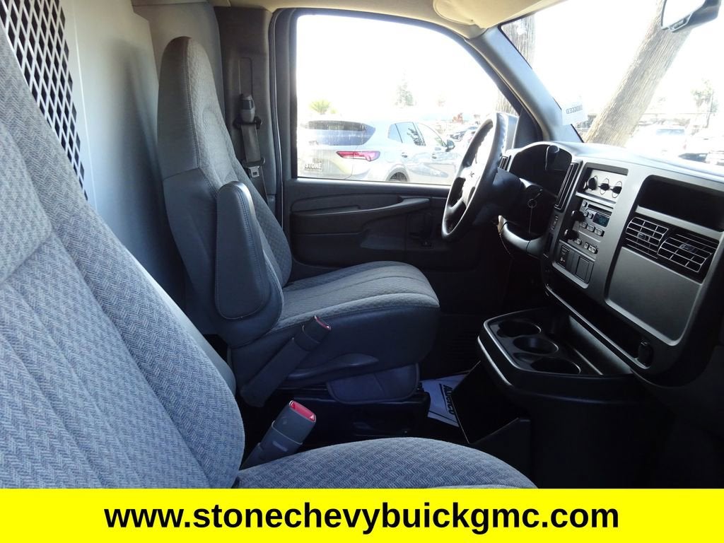 2007 GMC Savana Cargo 2500 Base