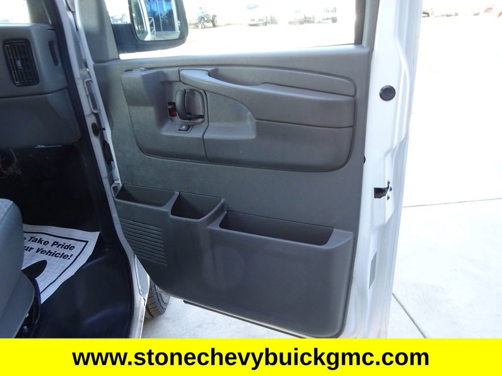 2007 GMC Savana Cargo 2500 Base