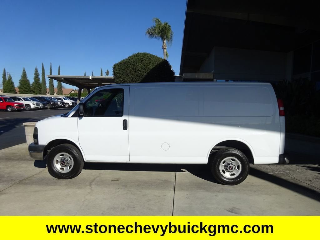 2007 GMC Savana Cargo 2500 Base