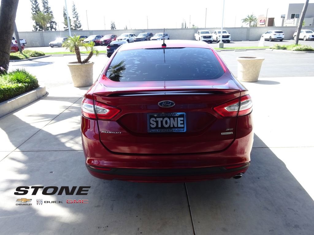 2016 Ford Fusion SE