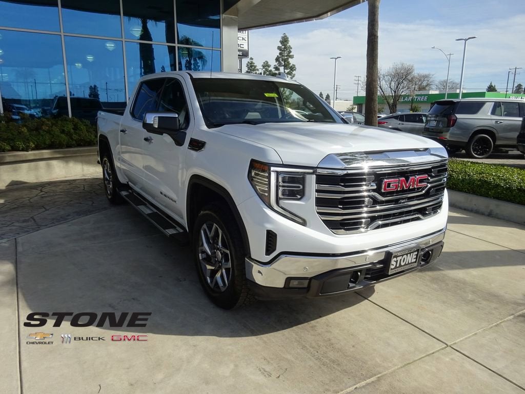 2024 GMC Sierra 1500 SLT