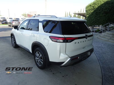 2024 Nissan Pathfinder SL