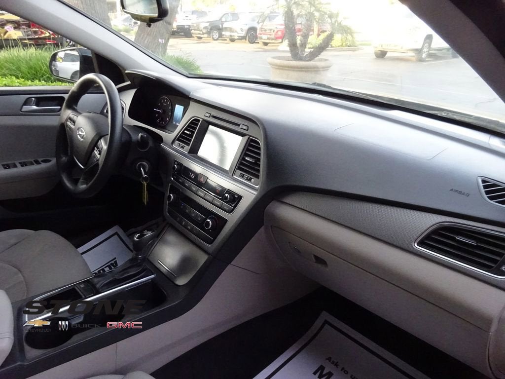 2016 Hyundai Sonata 2.4L SE