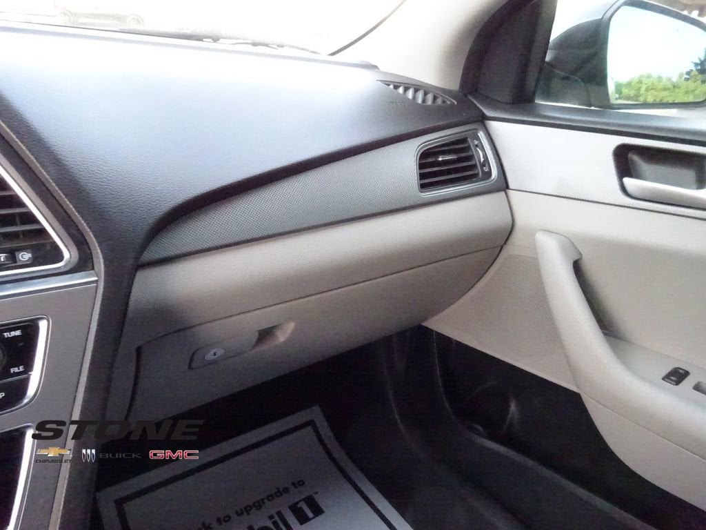 2016 Hyundai Sonata 2.4L SE