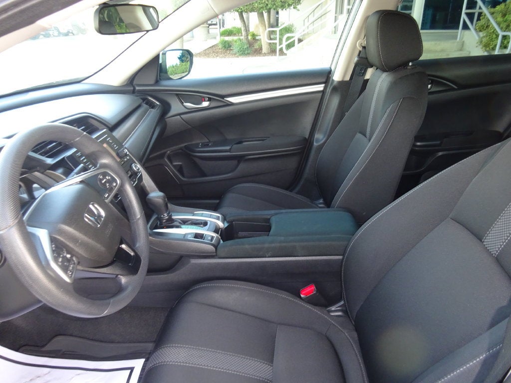 2020 Honda Civic Sedan LX