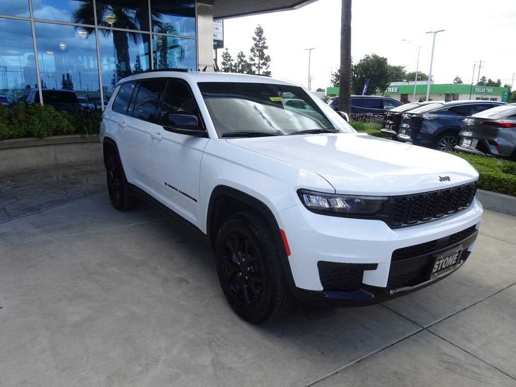 2024 Jeep Grand Cherokee L Altitude 4x4's photo