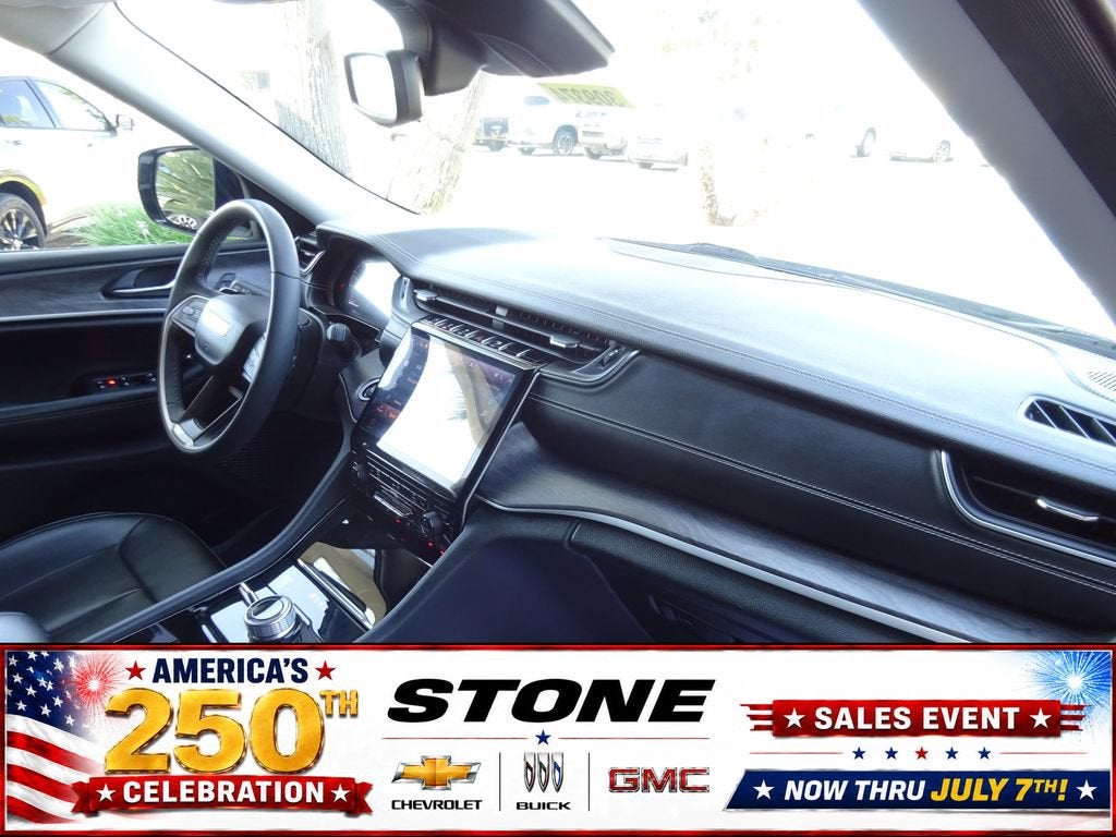 2023 Jeep Grand Cherokee L Limited 4x4