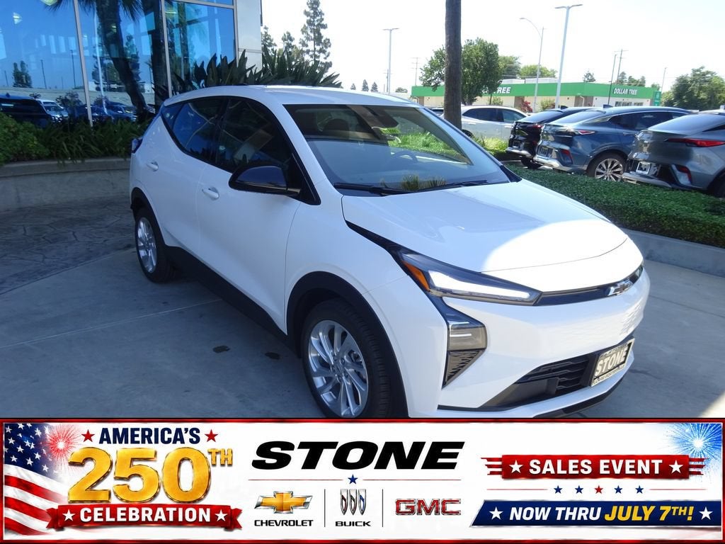 2027 Chevrolet Bolt EV LT Auto's photo