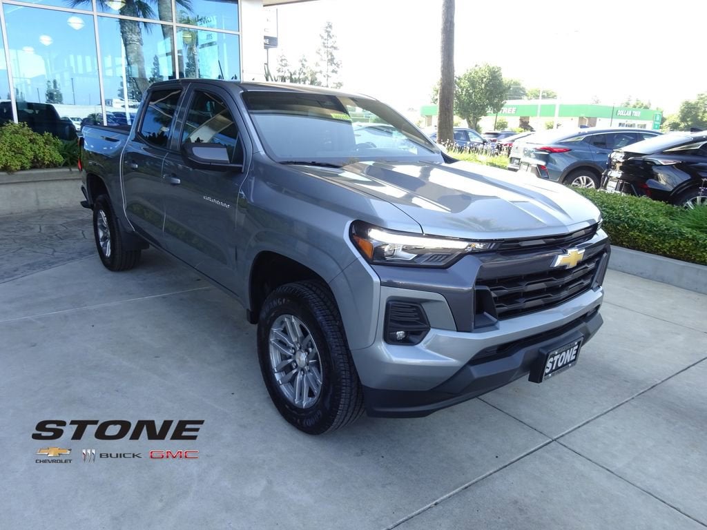 2025 Chevrolet Colorado WT/LT