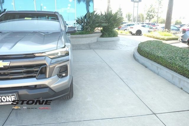 2025 Chevrolet Colorado WT/LT