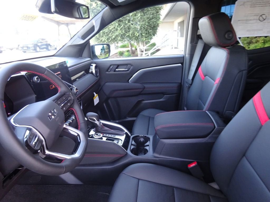 2026 Chevrolet Colorado Z71 - Photo 14