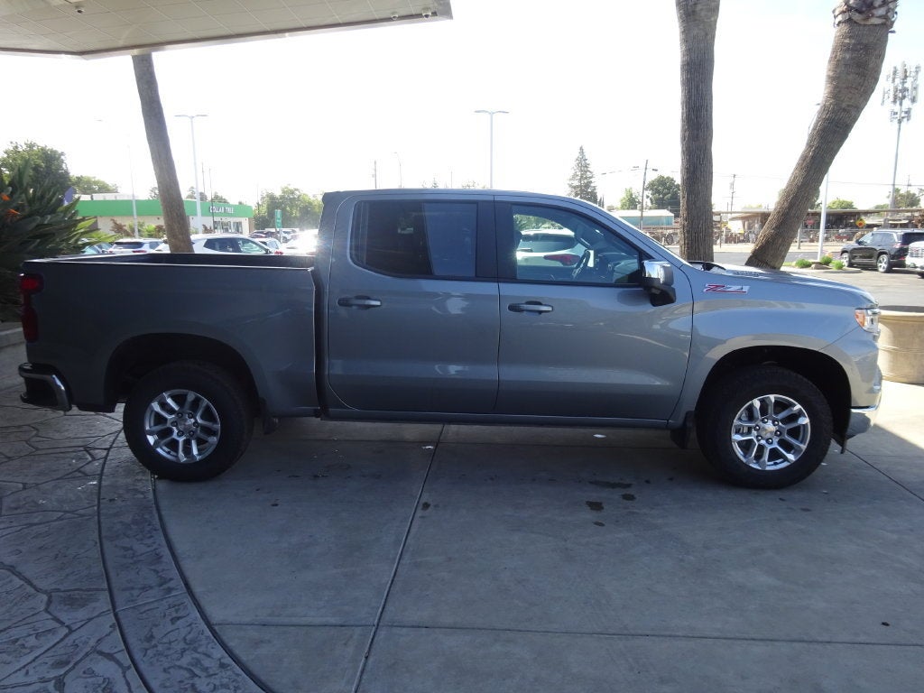 2026 Chevrolet Silverado 1500 LT - Photo 9
