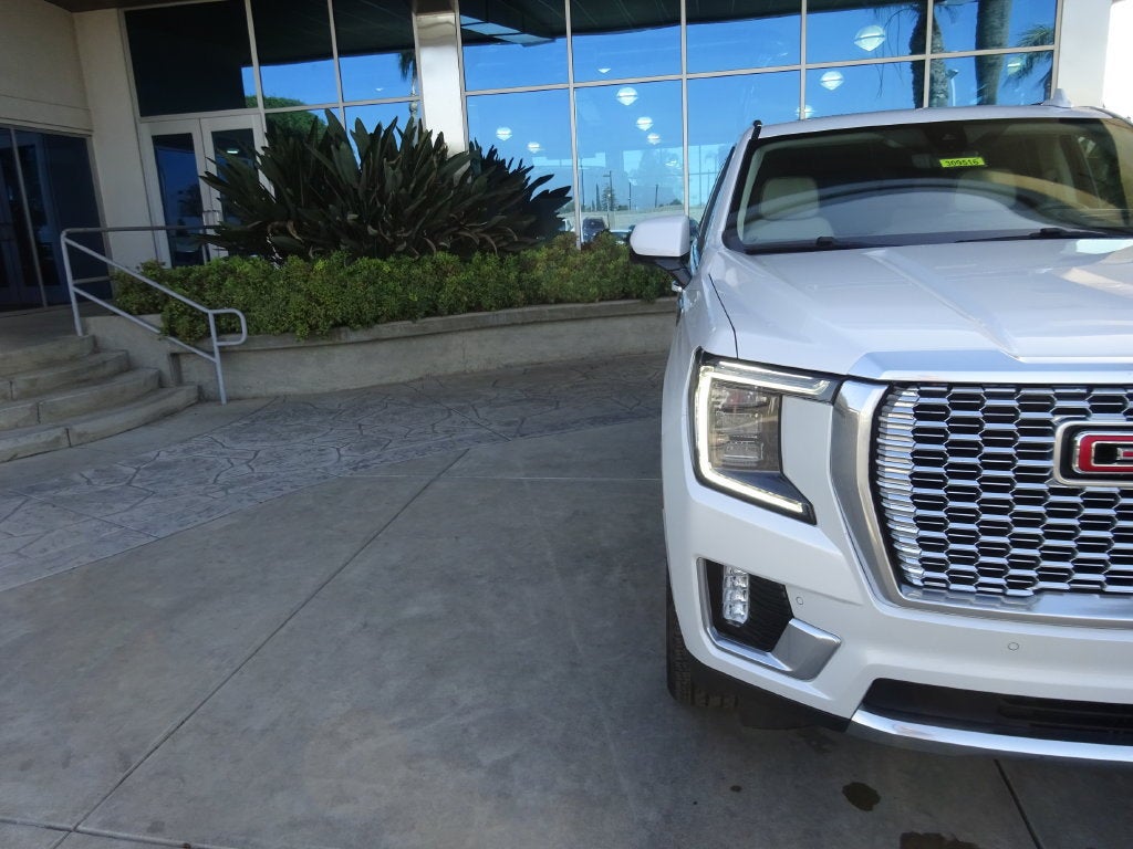 2022 GMC Yukon XL Denali