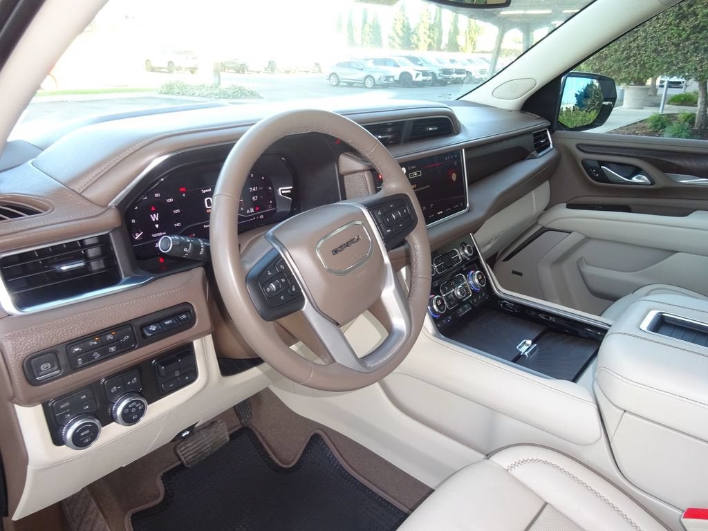 2022 GMC Yukon XL Denali