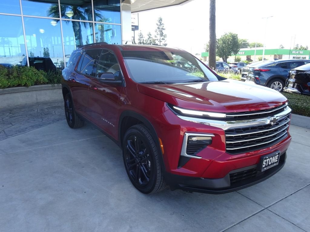 2026 Chevrolet Traverse FWD LT's photo