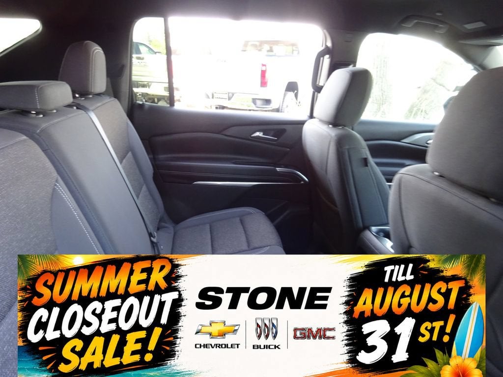 2024 Chevrolet Traverse LT