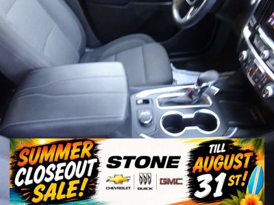 2022 Chevrolet Traverse LT Cloth