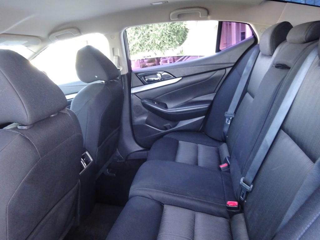 2017 Nissan Maxima S