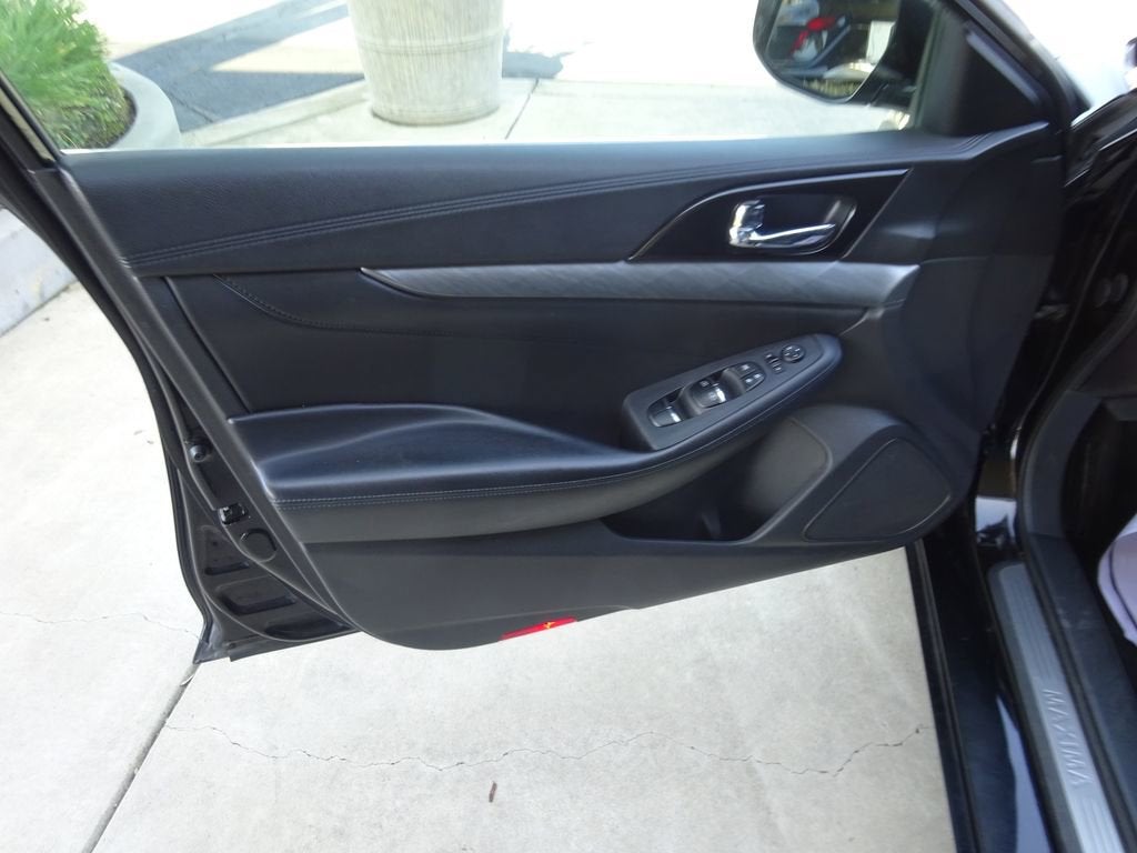 2017 Nissan Maxima S