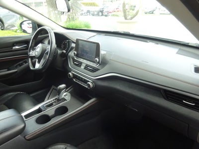 2021 Nissan Altima SR FWD