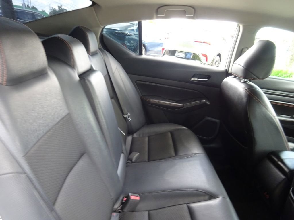 2021 Nissan Altima SR FWD