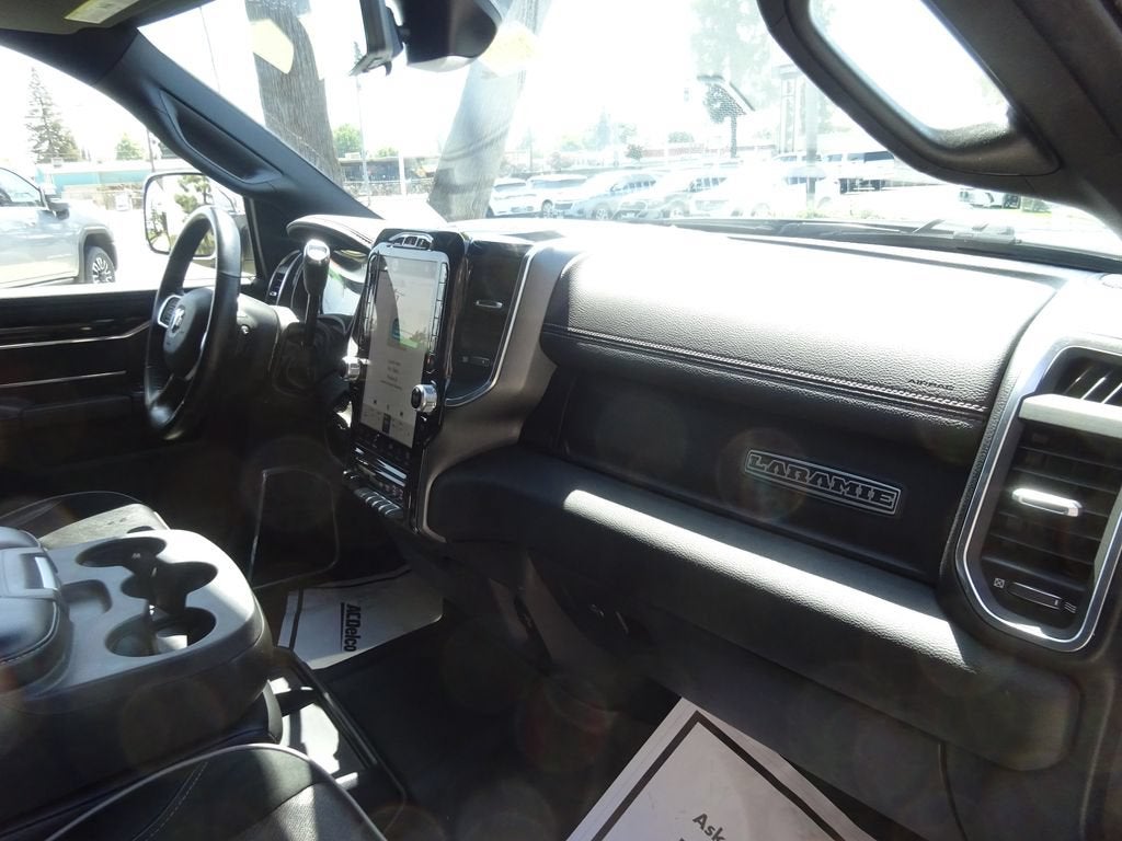 2022 RAM 2500 Laramie Crew Cab 4x4 6'4" Box